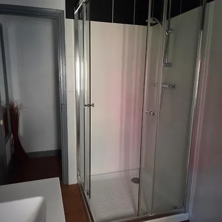 Pour 4 Personnes Apartament *