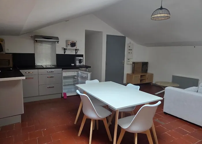 Pour 4 Personnes Apartament